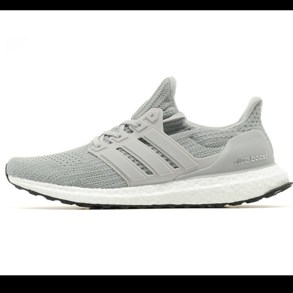 Adidas UltraBoost 4.0